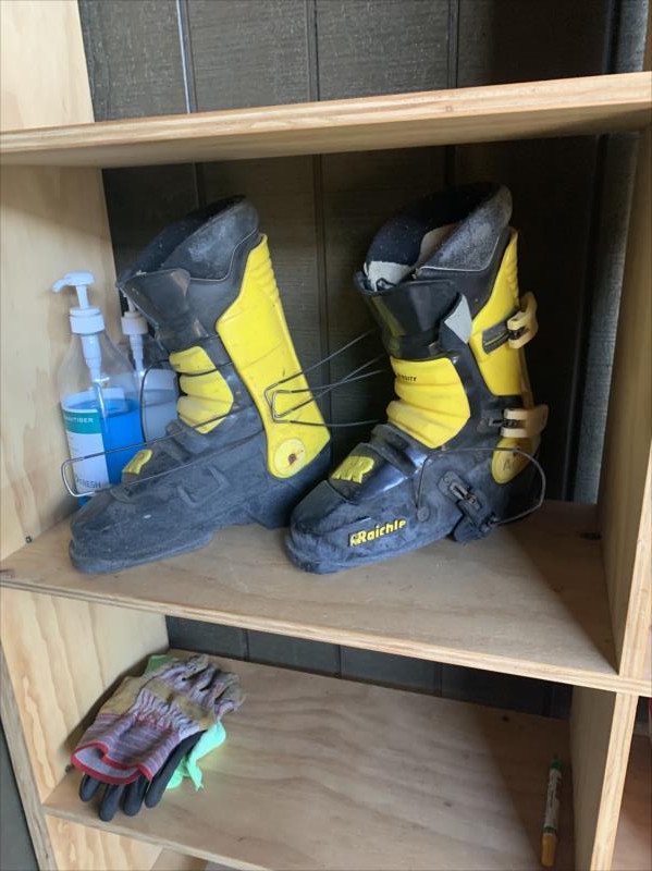 Used Raichle Ski Boots